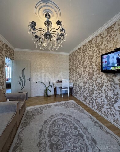 Satılır 4 otaqlı köhnə tikili 100 m², İnşaatçılar m., photo 3 from 15