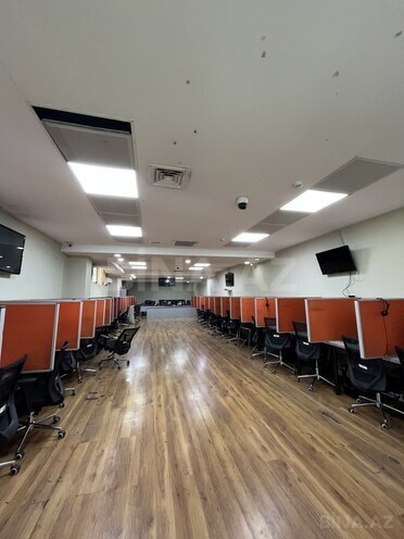 İcarəyə verilir  obyekt 1 200 m², İnşaatçılar m., photo 15 from 32