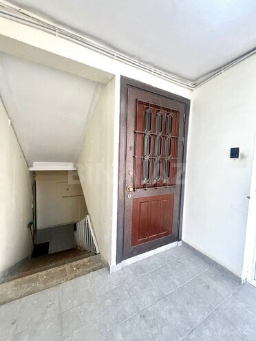 Satılır 5 otaqlı köhnə tikili 120 m², Nəsimi r., photo 27 from 30