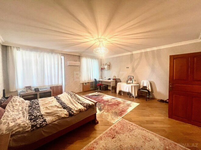 Satılır 5 otaqlı köhnə tikili 120 m², Nəsimi r., photo 1 from 30