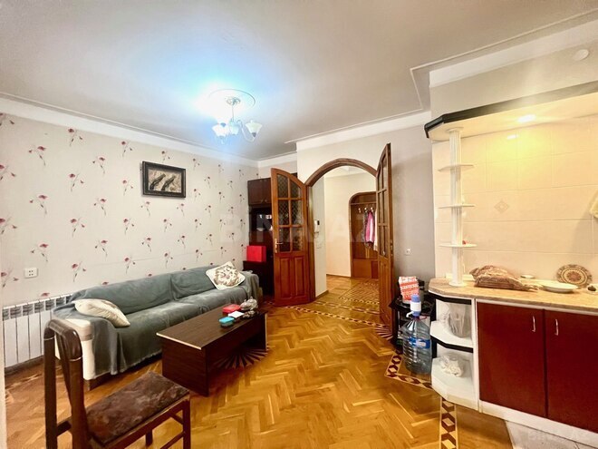 Satılır 5 otaqlı köhnə tikili 120 m², Nəsimi r., photo 5 from 30