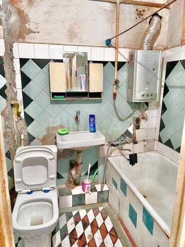 Продаётся 3-комн. вторичка 75 м², м. Кара Караев, photo 6 from 11