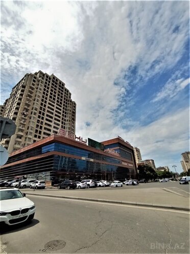 Сдаётся 2-комн. новостройка 100 м², м. Иншаатчылар, photo 1 from 31