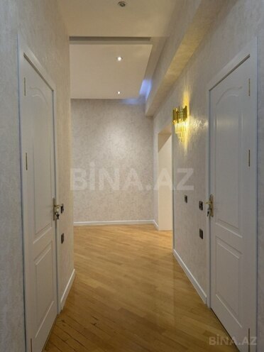 Продаётся 3-комн. новостройка 122 м², м. Элмляр Академиясы, photo 17 from 22