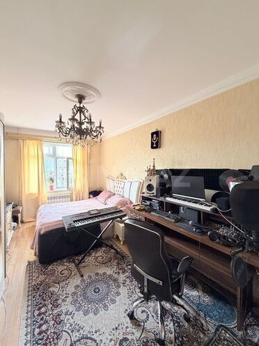 Продаётся 3-комн. вторичка 80 м², пос. Бакиханова, photo 1 from 16