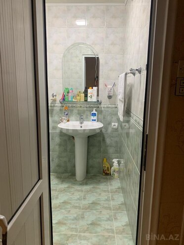 Продаётся 4-комн. вторичка 100 м², м. Ази Асланов, photo 12 from 18