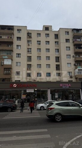 Satılır 2 otaqlı köhnə tikili 60 m², Neftçilər m., photo 1 from 7