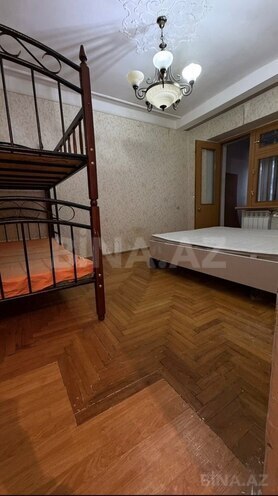 Satılır 2 otaqlı köhnə tikili 60 m², Neftçilər m., photo 4 from 7