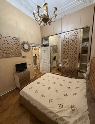 İcarəyə verilir 3 otaqlı köhnə tikili 75 m², 28 May m., photo 7 from 12