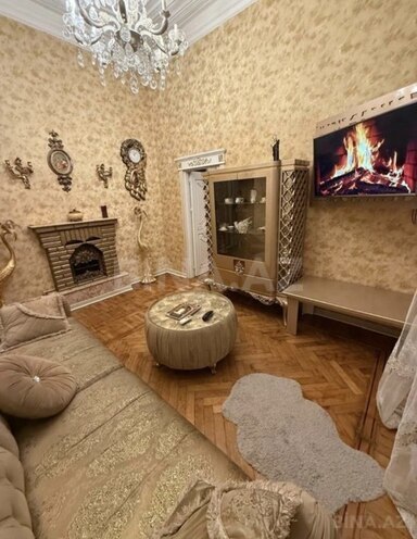 İcarəyə verilir 3 otaqlı köhnə tikili 75 m², 28 May m., photo 3 from 12