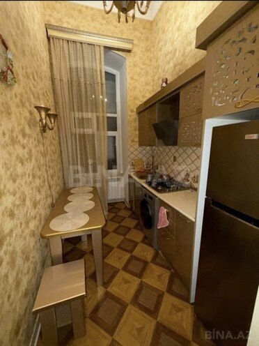 İcarəyə verilir 3 otaqlı köhnə tikili 75 m², 28 May m., photo 9 from 12