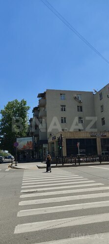 Сдаётся 3-комн. вторичка 65 м², м. Гянджлик, photo 1 from 18