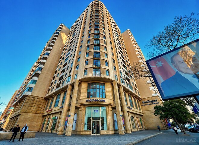 Продаётся 3-комн. новостройка 94 м², м. Элмляр Академиясы, photo 1 from 10