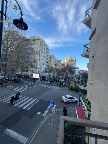 Satılır 4 otaqlı köhnə tikili 100 m², İçəri Şəhər m., photo 21 from 30