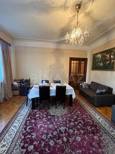 Satılır 4 otaqlı köhnə tikili 100 m², İçəri Şəhər m., photo 3 from 30