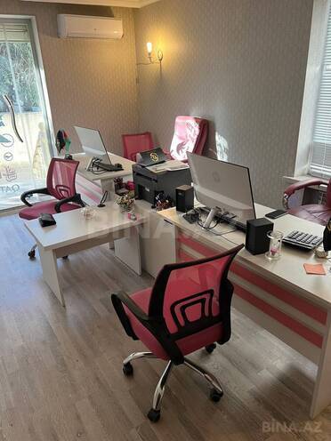 Сдаётся  объект 30 м², м. Элмляр Академиясы, photo 1 from 9