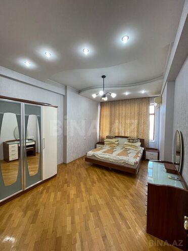 Сдаётся 3-комн. новостройка 140 м², м. 28 мая, photo 5 from 9