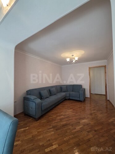 Satılır 2 otaqlı köhnə tikili 55 m², Yasamal q., photo 4 from 11