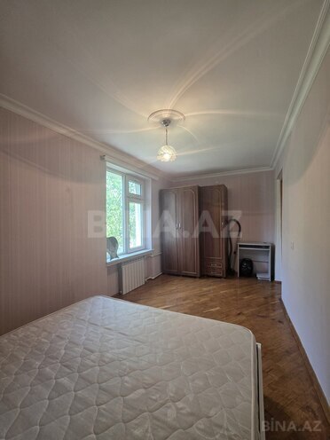 Satılır 2 otaqlı köhnə tikili 55 m², Yasamal q., photo 7 from 11