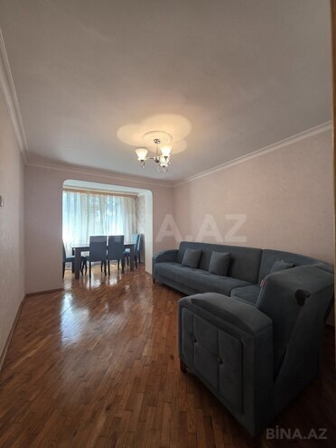 Satılır 2 otaqlı köhnə tikili 55 m², Yasamal q., photo 3 from 11