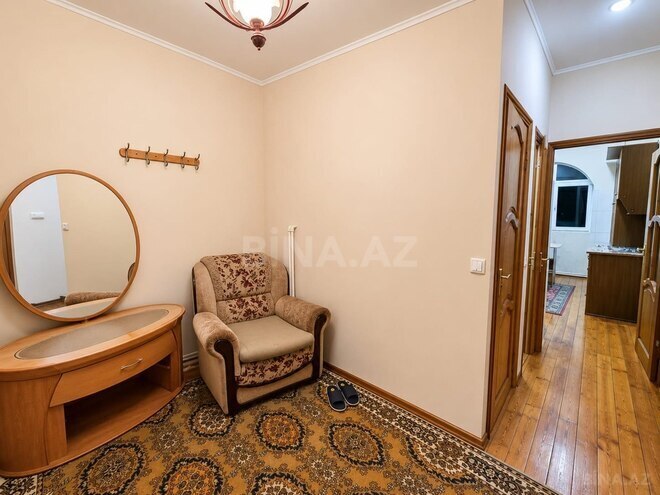 Продаётся 2-комн. вторичка 65 м², Хатаинский р., photo 5 from 10