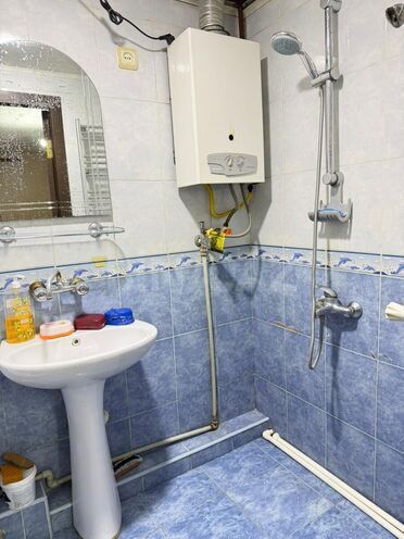 Сдаётся 3-комн. вторичка 53 м², м. Элмляр Академиясы, photo 8 from 10