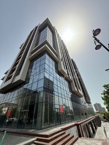 Сдаётся 2-комн. новостройка 106 м², м. 28 мая, photo 1 from 24