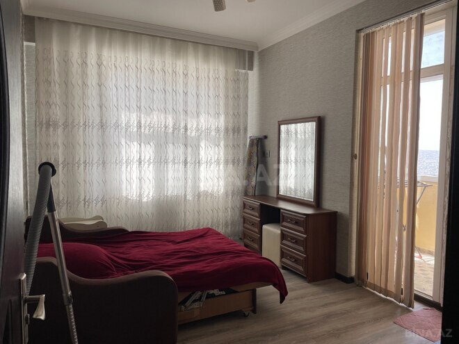 İcarəyə verilir 3 otaqlı yeni tikili 130 m², İnşaatçılar m., photo 14 from 32