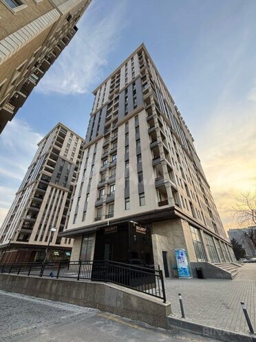 Сдаётся 1-комн. новостройка 32 м², м. Низами, photo 1 from 10