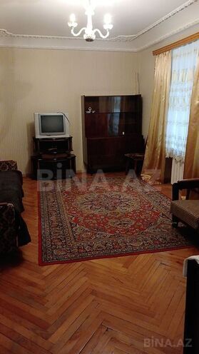 Сдаётся 2-комн. вторичка 45 м², м. Элмляр Академиясы, photo 1 from 7