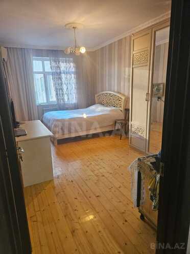 Продаётся 2-комн. вторичка 62 м², м. Ахмедлы, photo 1 from 11