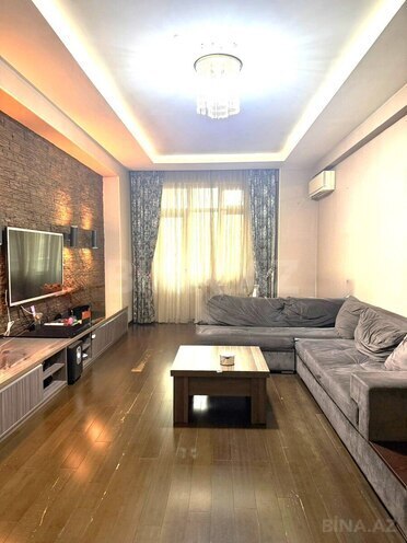 Сдаётся 3-комн. новостройка 157 м², Насиминский  р., photo 3 from 15