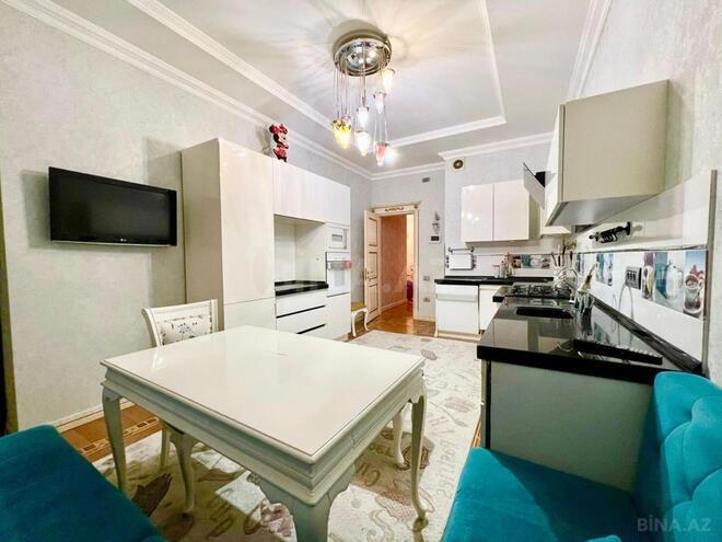 Продаётся 4-комн. новостройка 208 м², Насиминский  р., photo 8 from 31