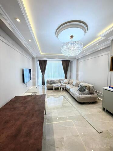 Сдаётся 4-комн. новостройка 130 м², Насиминский  р., photo 1 from 13