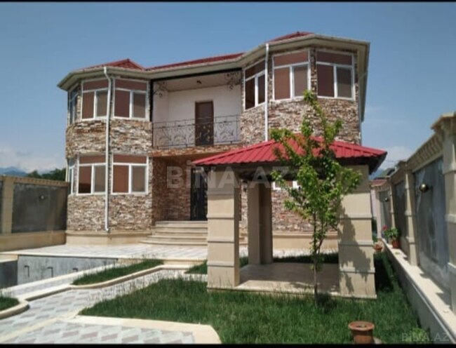 İcarəyə verilir 5 otaqlı həyət evi/bağ evi 200 m², photo 1 from 11