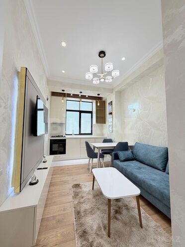 Продаётся 2-комн. новостройка 40 м², м. Кара Караев, photo 3 from 11