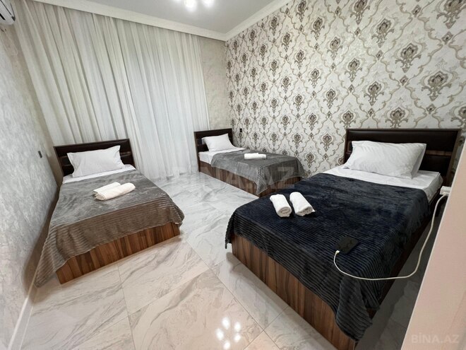 İcarəyə verilir 5 otaqlı həyət evi/bağ evi 200 m², photo 8 from 13