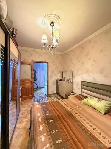 Satılır 2 otaqlı köhnə tikili 65 m², İnşaatçılar m., photo 5 from 14