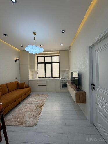 Продаётся 2-комн. новостройка 42 м², м. Кара Караев, photo 4 from 9