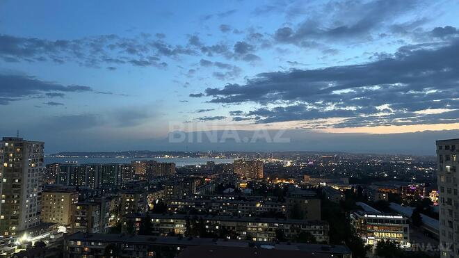Сдаётся 2-комн. новостройка 65 м², м. Ази Асланов, photo 1 from 12