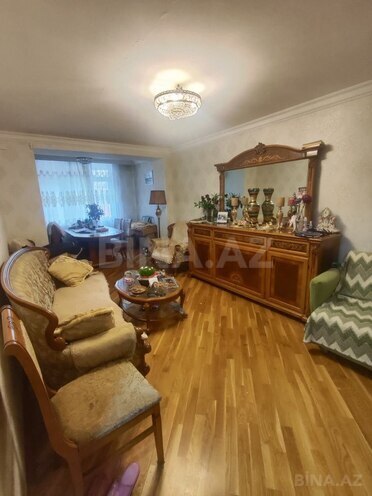 Satılır 3 otaqlı köhnə tikili 70 m², Yasamal r., photo 3 from 15