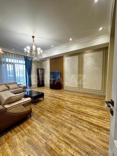 Сдаётся 3-комн. новостройка 127.7 м², Насиминский  р., photo 11 from 32