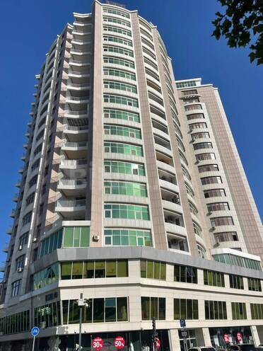 Сдаётся 1-комн. офис 70 м², м. Сахил, photo 1 from 10