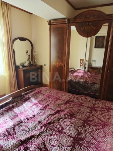 Satılır 3 otaqlı köhnə tikili 70 m², 28 May m., photo 19 from 20