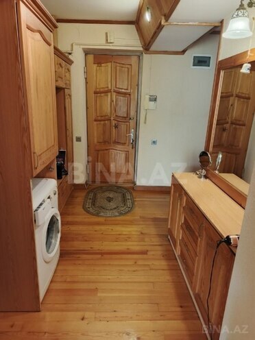 Satılır 3 otaqlı köhnə tikili 70 m², 28 May m., photo 16 from 20