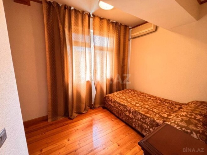 Satılır 3 otaqlı köhnə tikili 70 m², 28 May m., photo 8 from 20