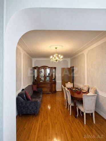 Продаётся 4-комн. вторичка 120 м², м. Нариман Нариманов, photo 1 from 8