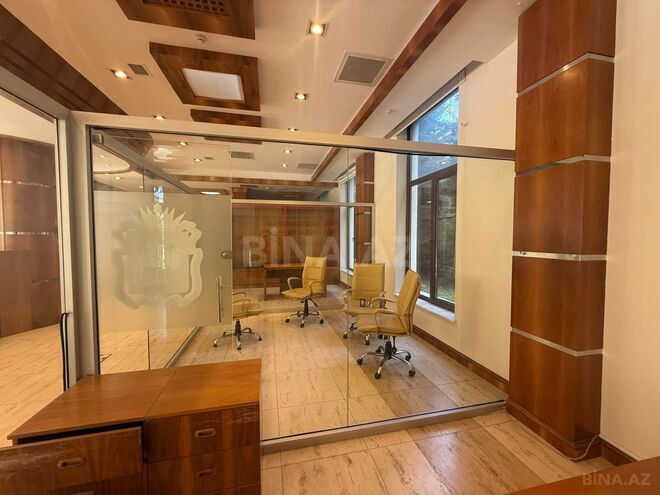 İcarəyə verilir 6 otaqlı ofis 225 m², 28 May m., photo 13 from 17