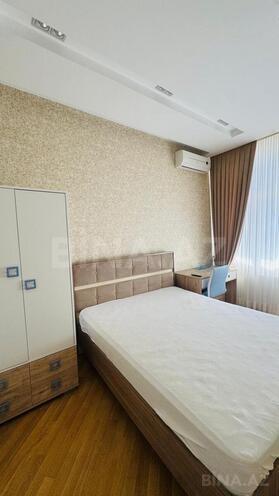 Сдаётся 3-комн. новостройка 120 м², м. Низами, photo 11 from 30