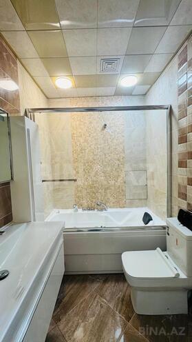 Сдаётся 3-комн. новостройка 120 м², м. Низами, photo 22 from 30